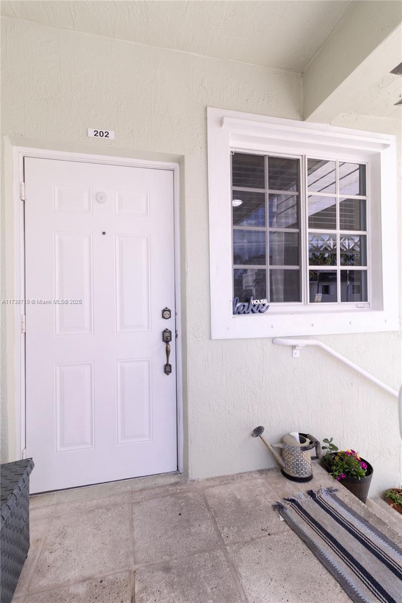 Picture of 2711 NE 4Th St # 202, Homestead FL 33033