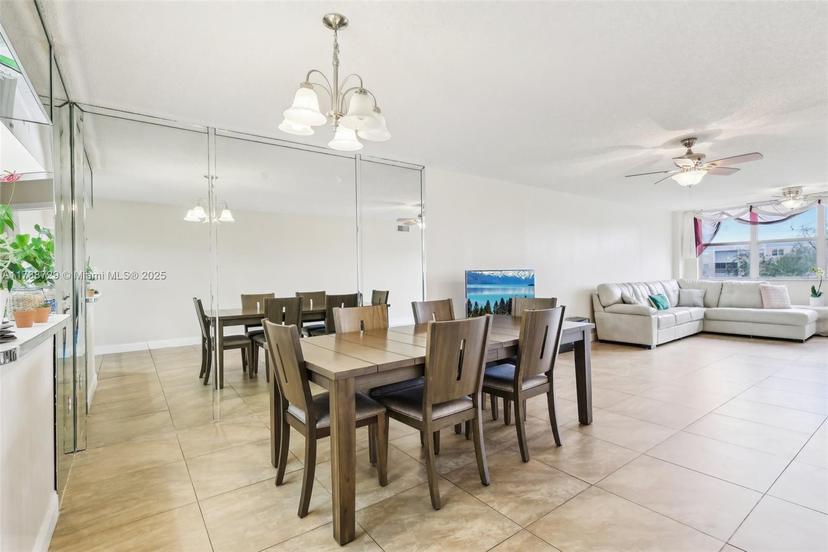 Picture of 10217 NW 24Th Pl # 310, Sunrise FL 33322