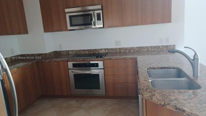 Picture of 510 NW 84Th Ave # 518, Plantation FL 33324