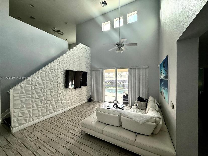 Picture of 2602 Augusta Dr, Homestead FL 33035