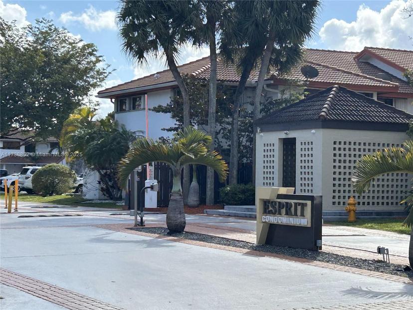 Picture of 9700 SW 138 Ave # 9700, Kendall FL 33186