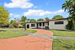 Picture of 901 Apache St, Miami Springs, FL 33166
