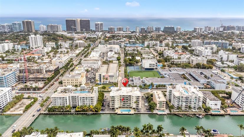 Picture of 9500 W Bay Harbor Dr # 4C, Bay Harbor Islands FL 33154