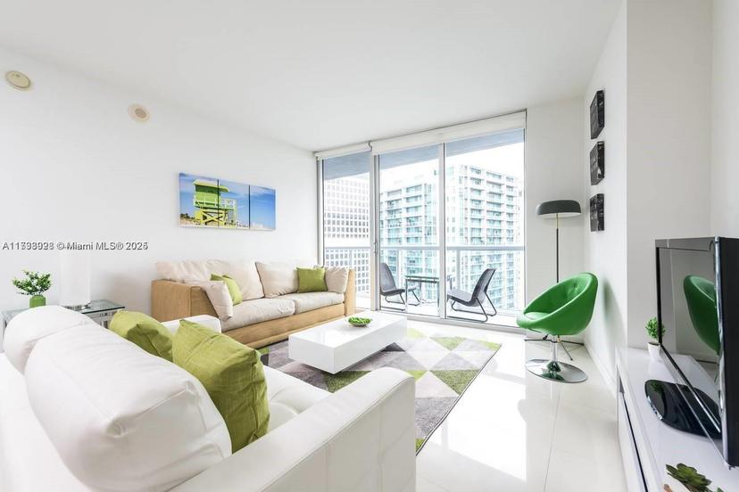 Picture of 485 Brickell Ave # 3407, Miami FL 33131