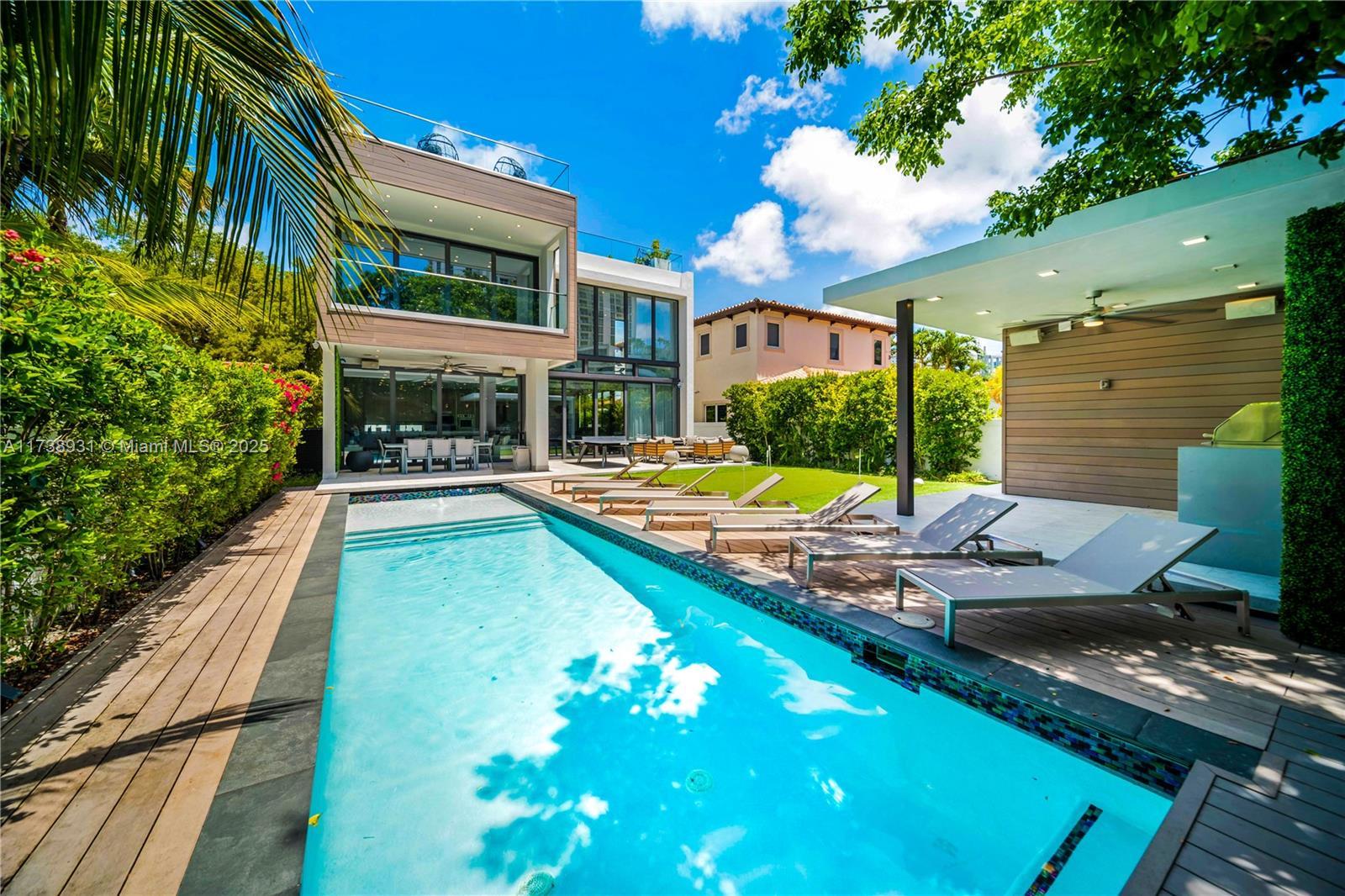 Picture of 1823 SW 2Nd Ct, Miami, FL 33129
