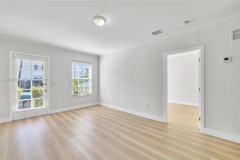 Picture of 935 16Th Street # 935, Miami Beach FL 33139