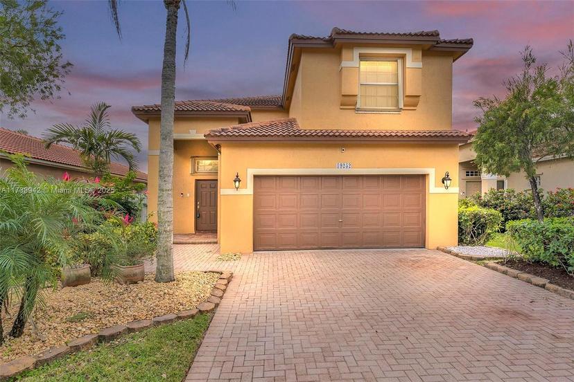 Picture of 19252 NW 14Th St, Pembroke Pines FL 33029