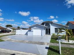 Picture of 2401 SW 143Rd Ct, Miami, FL 33175