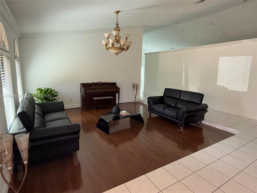 Picture of 19895 SW 184Th St, Miami FL 33187