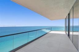Picture of 18501 Collins Ave # 2704, Sunny Isles Beach, FL 33160