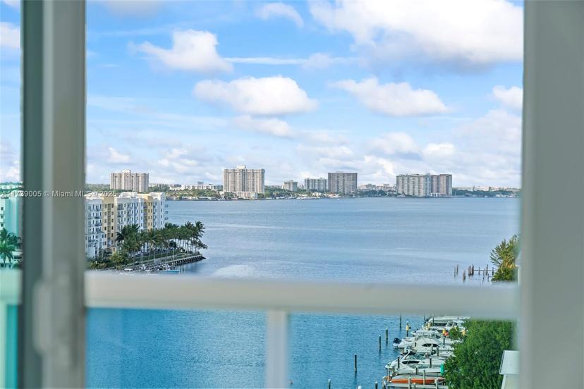 Picture of 7910 Harbor Island Dr # 1105, North Bay Village FL 33141