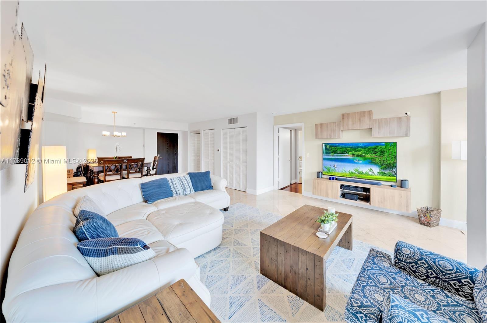 Picture of 90 Alton Rd # 301, Miami Beach, FL 33139