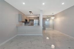 Picture of 820 SW 11Th Ave # 14B, Hallandale Beach, FL 33009