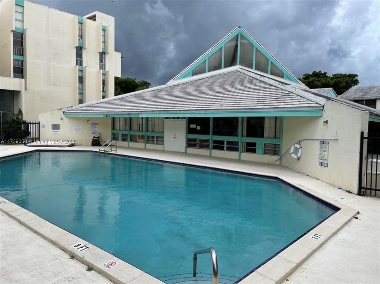 Picture of 2029 NW 46Th Ave # E505, Lauderhill, FL 33313