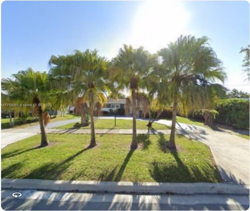 Picture of 9460 Caribbean Blvd, Cutler Bay FL 33189