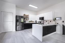 Picture of 1020 NE 36Th Ave, Homestead, FL 33033