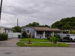 Picture of 640 SW 44Th Ct, Miami, FL 33134