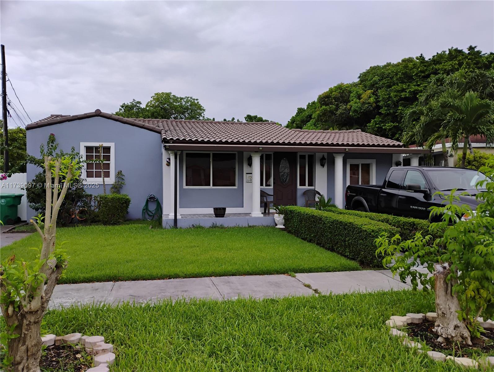 Picture of 640 SW 44Th Ct, Miami, FL 33134