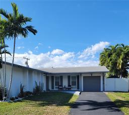 Picture of 19610 Lenaire Dr, Cutler Bay, FL 33157