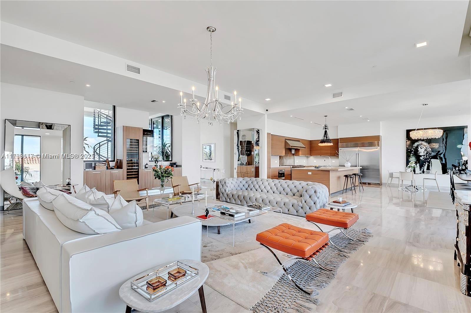 Picture of 3581 E Glencoe St, Coconut Grove, FL 33133