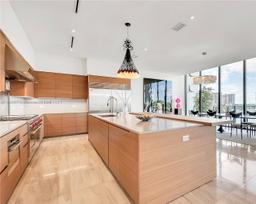 Picture of 3581 E Glencoe St, Coconut Grove, FL 33133