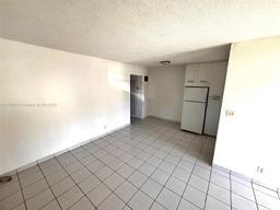 Picture of 2145 Pierce St # 105, Hollywood, FL 33020