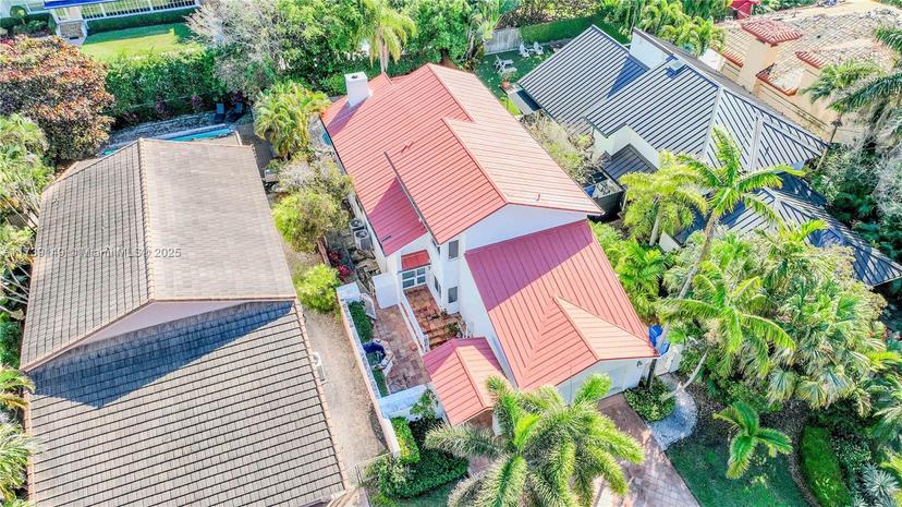 Picture of 371 Golden Beach Dr, Golden Beach FL 33160