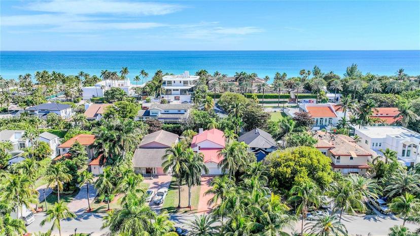 Picture of 371 Golden Beach Dr, Golden Beach FL 33160