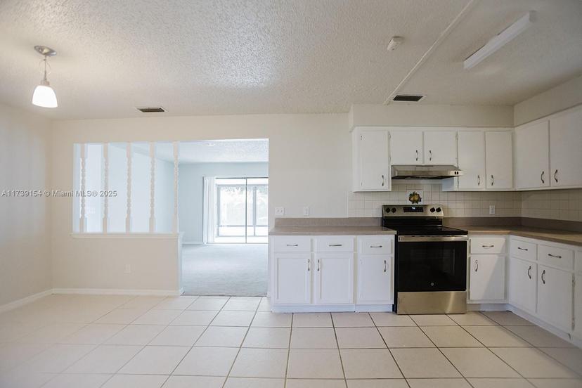 Picture of 5800 Paleo Pines Cir, Fort Pierce FL 34951