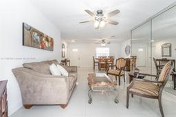 Picture of 2452 NW 98Th Ln, Coral Springs, FL 33065