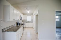 Picture of 217 NE Glentry Ave, Port St. Lucie, FL 34983