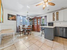 Picture of 9350 SW 165Th St, Palmetto Bay, FL 33157