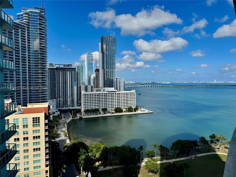 Picture of 1900 N Bayshore Dr # 2010, Miami FL 33132