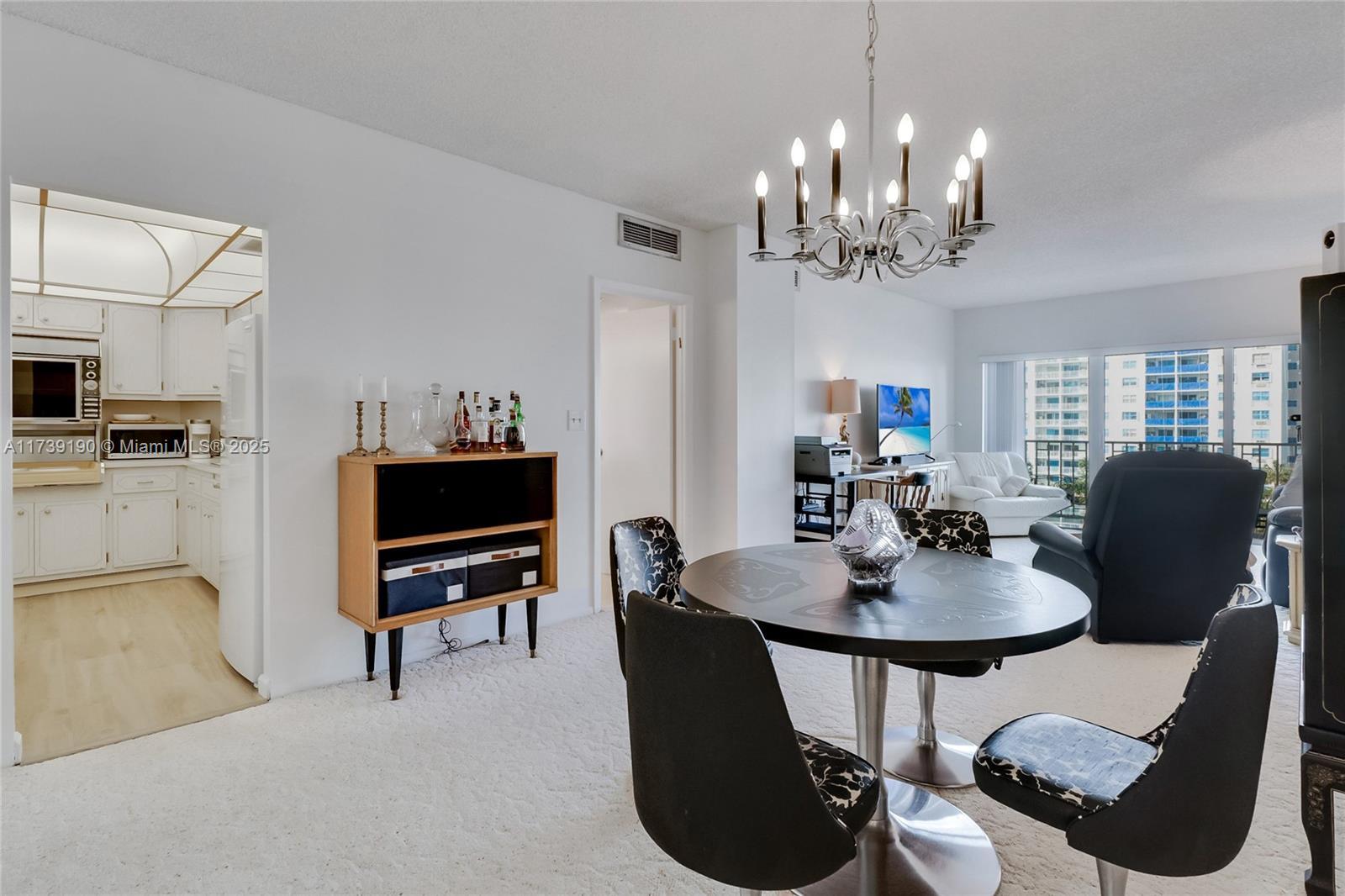 Picture of 500 Bayview Dr # 517, Sunny Isles Beach, FL 33160