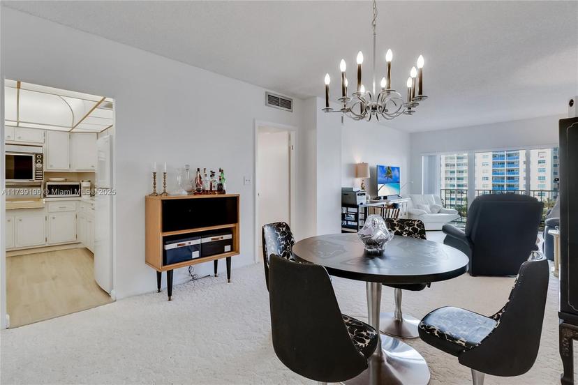 Picture of 500 Bayview Dr # 517, Sunny Isles Beach FL 33160