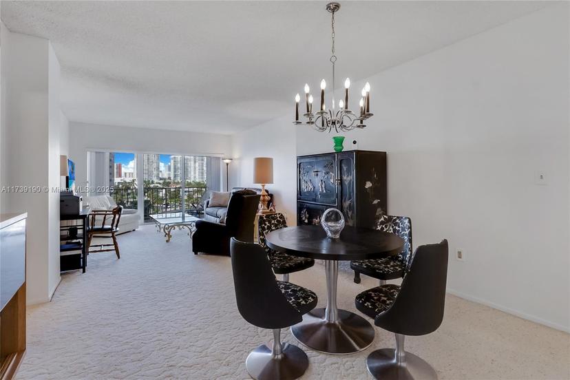 Picture of 500 Bayview Dr # 517, Sunny Isles Beach FL 33160