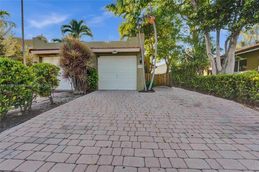 Picture of 725 NW 1St Ave # 725, Fort Lauderdale FL 33311