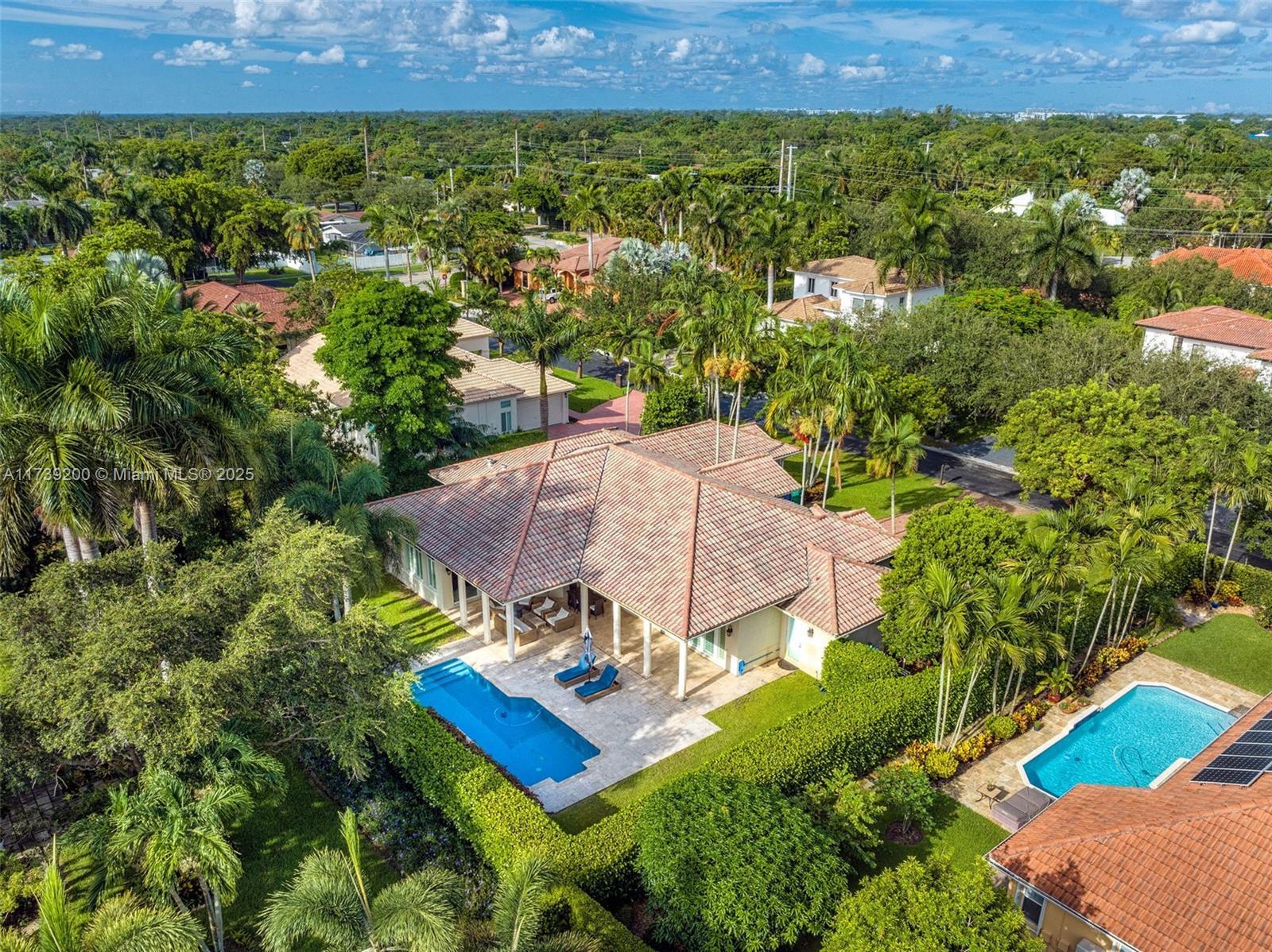 Picture of 16721 SW 86Th Ct, Palmetto Bay, FL 33157