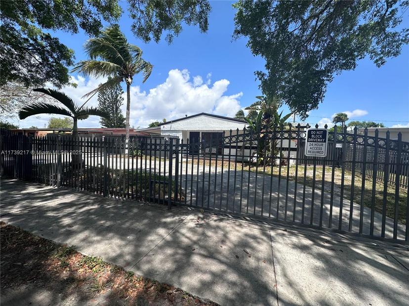 Picture of 9331 Marine Dr, Cutler Bay FL 33189
