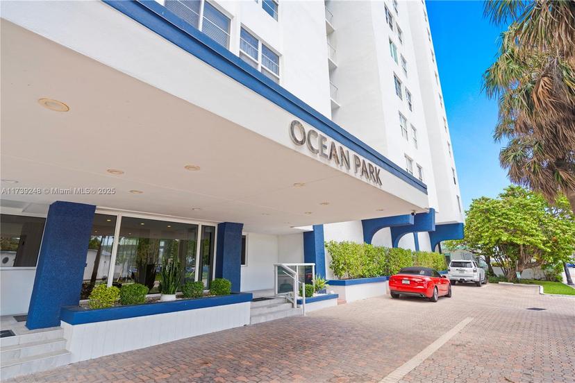 Picture of 6450 Collins Av # 509, Miami Beach FL 33141