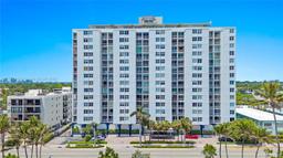 Picture of 6450 Collins Av # 509, Miami Beach, FL 33141