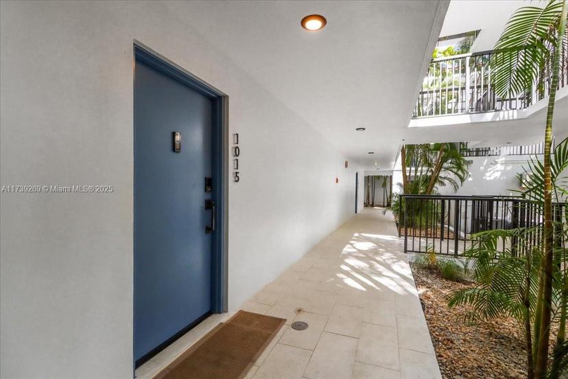 Picture of 101 Ocean Lane Dr # 1017, Key Biscayne FL 33149