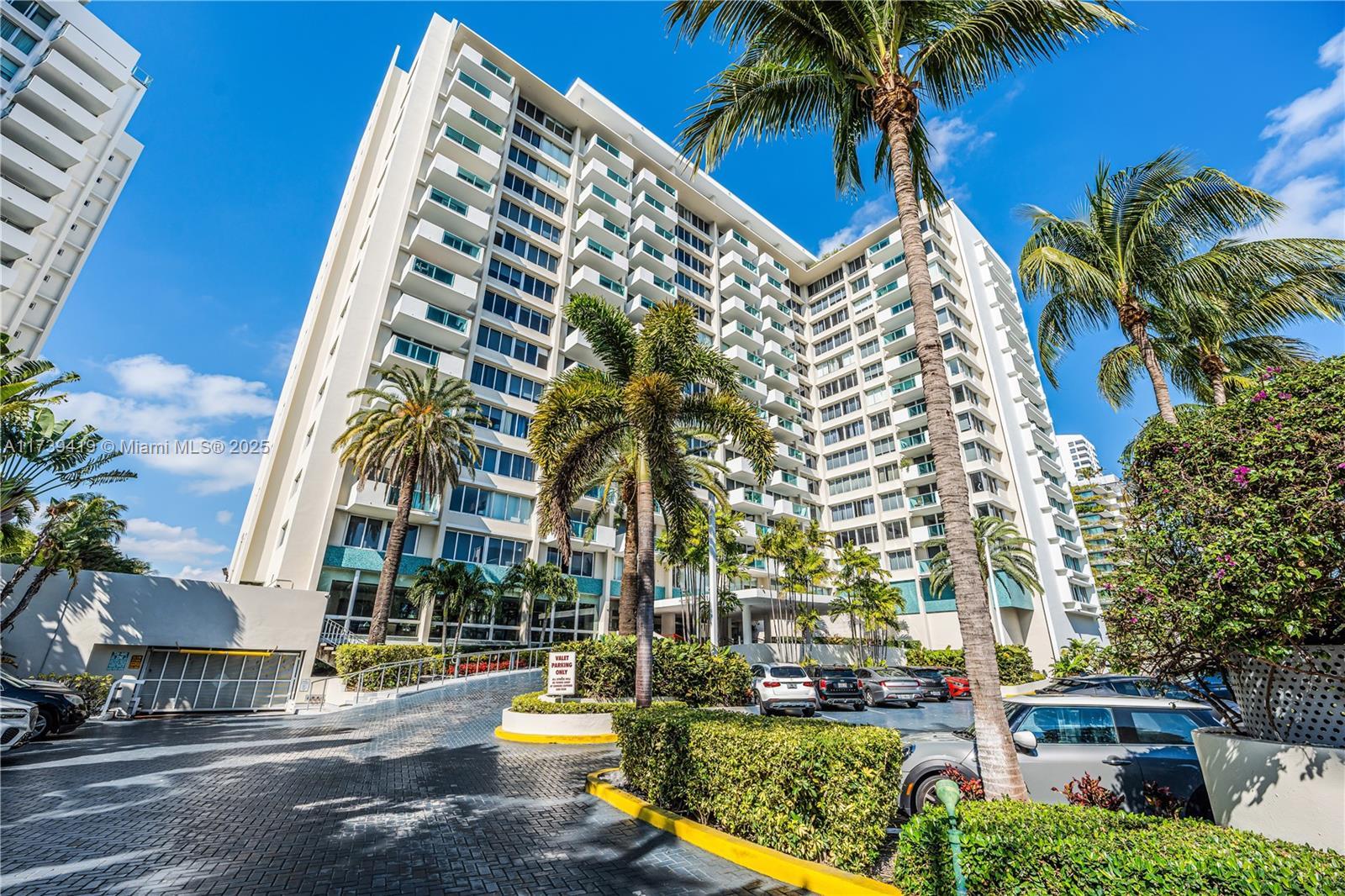 Picture of 1200 West Ave # 1511, Miami Beach, FL 33139
