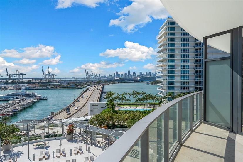 Picture of 500 Alton # 1101, Miami Beach FL 33139