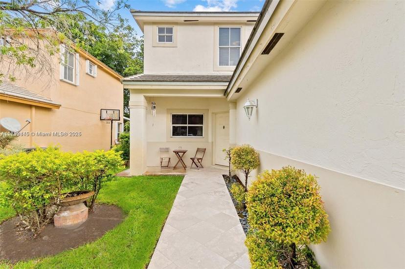 Picture of 349 NW 207Th Ave, Pembroke Pines FL 33029