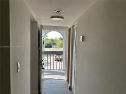 Picture of 2050 N Congress Ave # 209, West Palm Beach, FL 33401