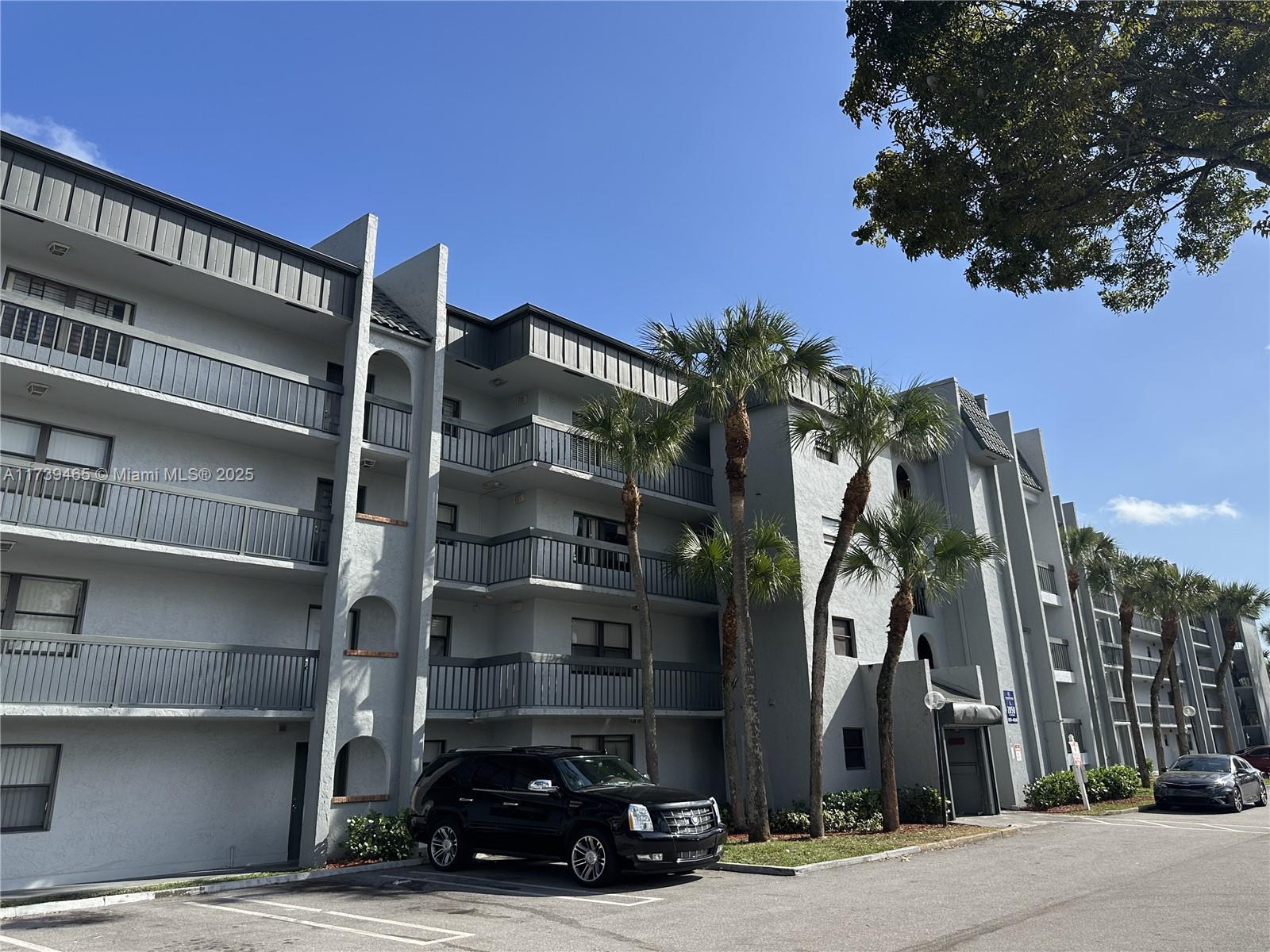 Picture of 2050 N Congress Ave # 209, West Palm Beach, FL 33401