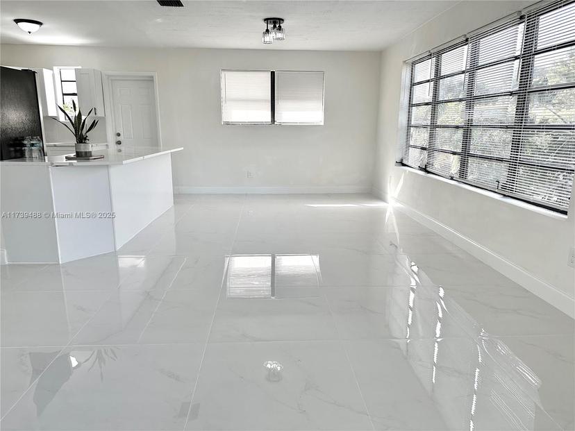 Picture of 2932 NW 58Th St, Miami FL 33142