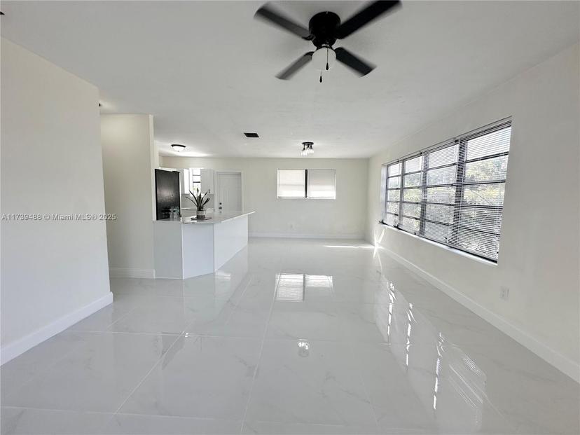 Picture of 2932 NW 58Th St, Miami FL 33142