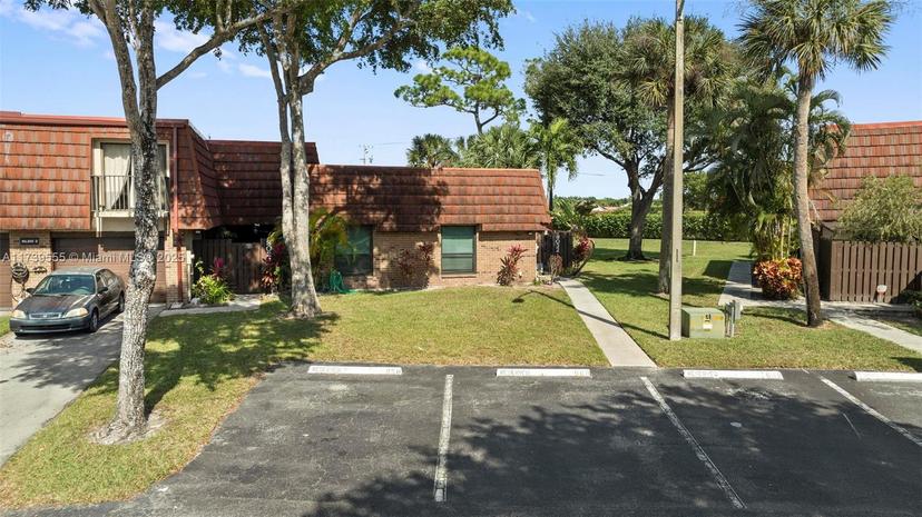 Picture of 8032 Boca Rio Dr # 8032, Boca Raton FL 33433
